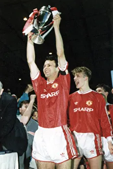 Manchester United youth team footballer Ryan Giggs, followed by teammate David Beckham