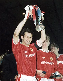 Manchester United youth team footballer Ryan Giggs, followed by teammate David Beckham