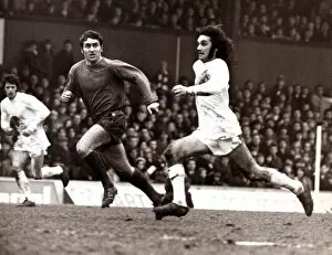 Images Dated 21st February 1970: Manchester Uniteds George Best Football Player - February 1970in action against
