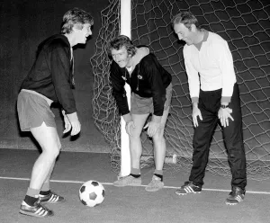 Manchester Uniteds new manager Dave Sexton took the final training session before