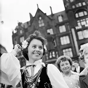 Manchester Whit Walks. Children / Crowds / Celebrations. June 1960 M4479-009
