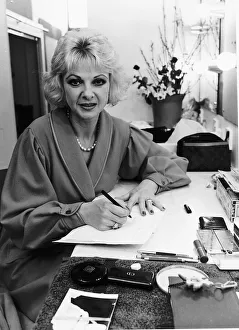 Mandy Rice-Davies Former Model involved in a Sex Scandal with MP John Profumo DBase MSI