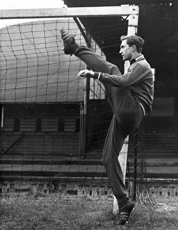 00237 Prints: Manoshin Moscow Torpedo football player November 1962 Limbering up exercises