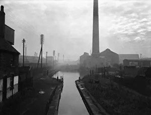 The Manure lock basin at Wolverhampton 12th January 1950 Local Caption Watscan