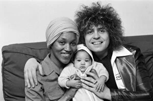 Images Dated 13th September 2012: Marc Bolan with girlfriend Gloria Jones and their baby son