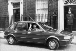 MARGARET THATCHER PROMOTES THE MAESTRO CAR OUTSIDE 10 DOWNING STREET - 1ST MARCH 1983