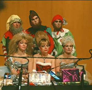 Hairstyle Prints: Mari Wilson, (front and centre) singer pictured circa 1982