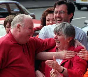 00614 Prints: Maria Fyfe LABOUR MP accompanied by her son Stephen (with glasses