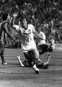 Mark Hughes celebrates his goal for Manchester United in the 1990 FA Cup final against