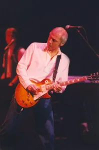Mark Knopfler performing at the Newcastle City Hall with his five piece band. 07 / 05 / 96