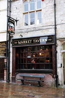 01492 Collection: Market Tavern pub in, Durham. October 1994