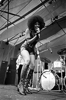 Marsha Hunt sings at The Isle of Wight Music Festival on Saturday 30th August 1969