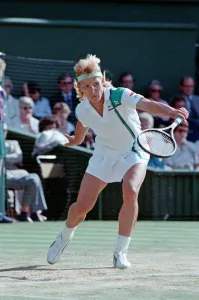 00973 Prints: Martina Navratilova during her Ladies Singles Final against Steffi Graf in 1988