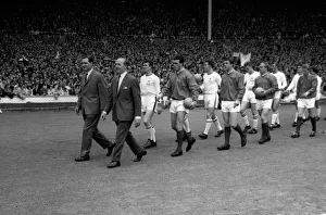 00245 Prints: Matt Busby leads out Manchester United at Wembley 25th May 1963 for the FA Cup Final