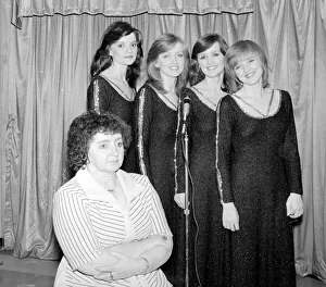 Maureen Nolan mother of the Nolan sisters seen here with the girls during the girls tour