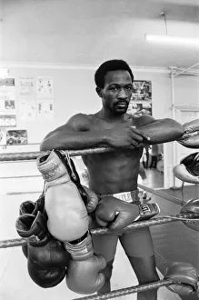 Maurice Hope in the gym ahead of his rematch with Rocky Mattioli for the WBC World Super