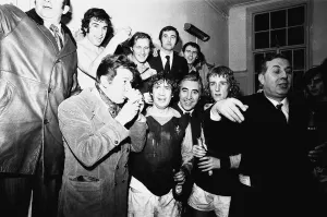 00435 Prints: Max Bygraves and Doug Ellis seen here with Aston Villa celebrating in the dressing room