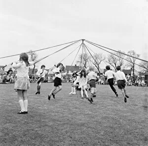 Folk Collection: Maypole Dancing, Roseworth, Stockton-on-Tees, England, Circa May 1972