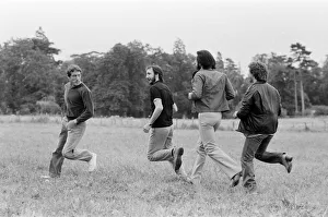 00450 Prints: Members of the British rock group The Who pose for pictures after new drummer Kenney