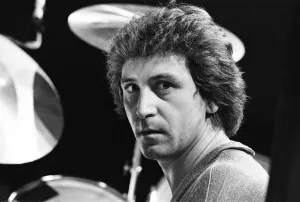 00450 Prints: Members of the British rock group The Who pose for pictures after new drummer Kenney