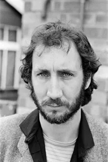 00450 Prints: Members of the British rock group The Who pose for pictures after new drummer Kenney
