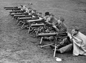 01450 Prints: Members of the Home Guard in the North West area who are undergoing a week