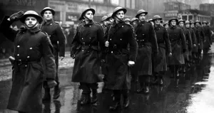 00422 Prints: Members of the Home Guard parade for the last time before disbanding in December 1944
