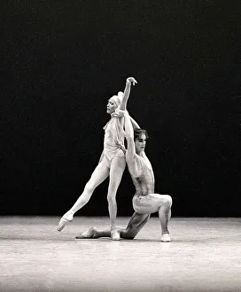 Members of the Royal Ballet perform on stage during the L1987 London Festival of Ballet