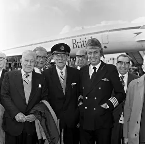 01067 Prints: Eight members of the Royal Flying Corps went on a Concorde flight from Heathrow Airport