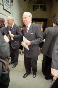 01522 Prints: Memorial service for former Daily Mail editor Sir David English. Pictured, Rupert Murdoch