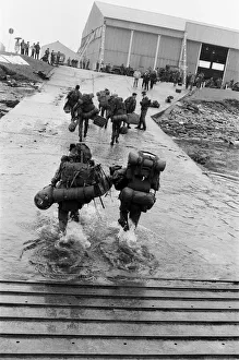01293 Prints: The men of the 29th Marine Commando Royal Artillery return from the Falklands