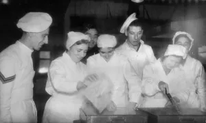 Meal Prints: Men of the British Army Royal Artillery regiment and women of the Auxiliary Territorial