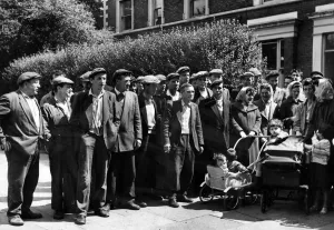 01211 Prints: Merseyside dockers who went to the National Assistance Board offices in Balliol Road