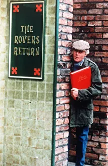 Michael Aspel TV Presenter of the television programme This is Your Life DBase MSI