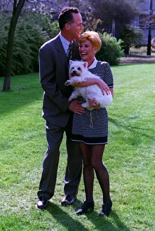 00125 Prints: Michael Barrymore TV Presenter / Comedian with wife Cheryl and their dog