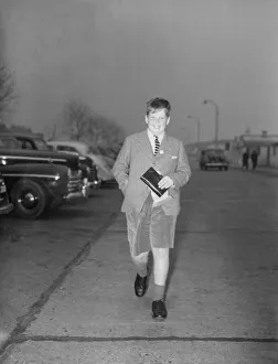 Rich Prints: Michael Donovan Millionaire when he is 17. February 1952 C408 / 4