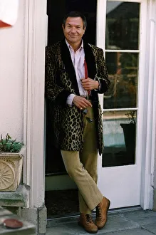 Michael Elphick Actor in Leopard skin pattern drape jacket A©Mirrorpix