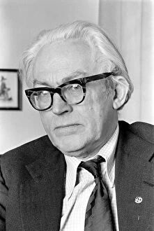 Images Dated 22nd September 1974: Michael Foot: Labour party MP. S74-5663 Local Caption planman - 03 / 03 / 2010