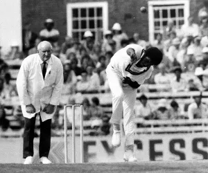 00167 Prints: Michael Holding bowling at the Oval 1976 England v West Indies