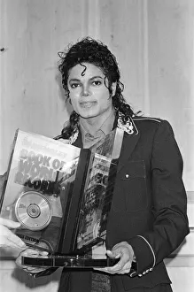 01099 Prints: Michael Jackson, pictured in 1988, in London where he is entered into The Guinness World