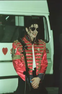 00107 Prints: Michael Jackson seen here after perforiming on stage at Sheffield 10th July 1997