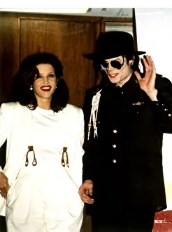 Michael Jackson and his wife Lisa Marie visit two childrenOs hospitals in Budapest