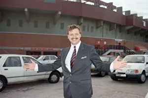 01330 Prints: Michael Knighton first came to the attention of the public in August 1989