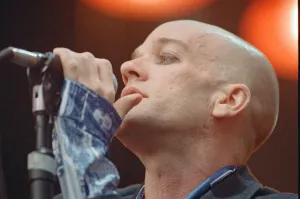 00968 Prints: Michael Stipe, lead singer with the American Rock Group REM, perform at Cardiff Arms Park