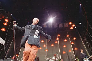 00968 Prints: Michael Stipe, lead singer with the American Rock Group REM, perform at Cardiff Arms Park