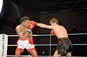 01162 Prints: Michael Watson vs Craig Trotter for the Commonwealth middleweight title