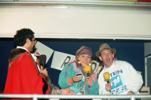 00887 Prints: Michaela Strachan switches on the Christmas lights at Broad Street Mall, Reading