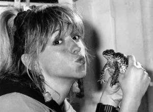 00069 Prints: Michaelas one for the Toad. Passionate TV presenter Michaela Strachan embraced a new