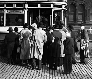 Queue Prints: In the mid 1930s, the Manchester Corporation tried to make the passengers for trams enter