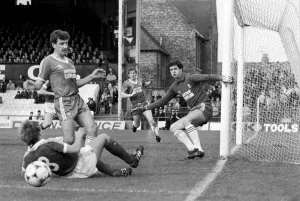 Middlesbrough 0 v. Everton 2. Division 1 Football. October 1981 MF04-08-010